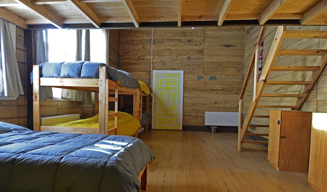 Casa Apel Hostel Пуэрто-Варас Экстерьер фото